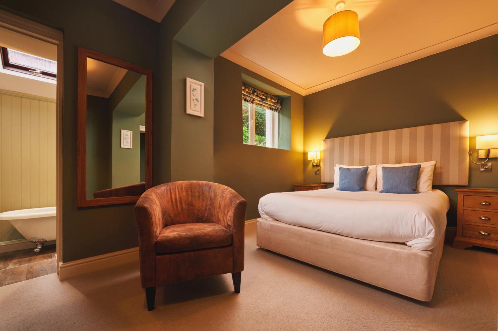 Rose And Crown Yealmpton Hotel Eksteriør billede